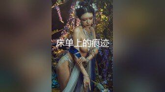 胡子哥给自己女友舔菊花