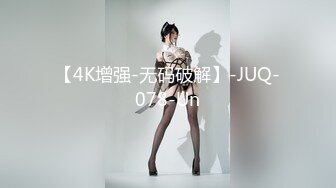 高颜值一字马顶级尤物，佛祖看了都要硬的九头身女神劈叉给你看逼，绝对精彩，，不要错过！