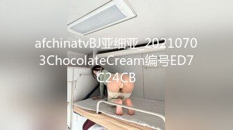 售楼小姐看房直接毛坯房开干