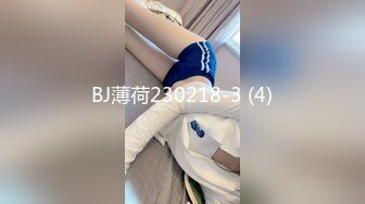 商场女厕全景近距离偷拍 长发美女的干净小嫩B