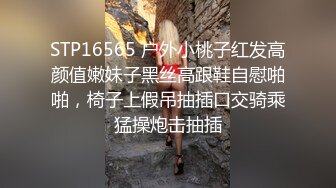 SWAG 宝贝下面不舒服吗？人家穿着护士服勾引你最後把内衣和内裤都脱掉...暗示你小白虎也想被你满足惹