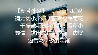 《震撼✅网红私拍㊙️泄密》群狼求档Onlyfans百万粉丝可盐可甜撸铁健身教练Yum露脸私拍第三弹啪啪紫薇非常反差 (5)