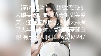 最新高价购买原版高质量女神厕拍（烧烤摊老板女儿来帮忙,拍完她粉嫩的鲍鱼后来她烧烤摊点鲍鱼吃） (6)