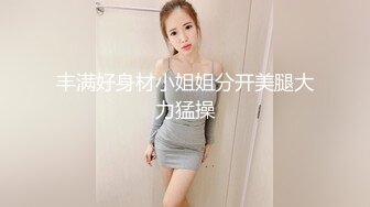 商场女厕前后景逼脸同框偸拍多位小姐姐方便，连衣裙美女来事还穿透明冰丝内裤侧漏严重，大屁股女的蕾丝T裤更是惹火 (1