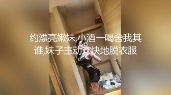  细腰大奶骚熟女！激情操逼很主动！大奶夹屌乳交，骑乘位上下套弄，大奶子直晃动，假屌爆菊花